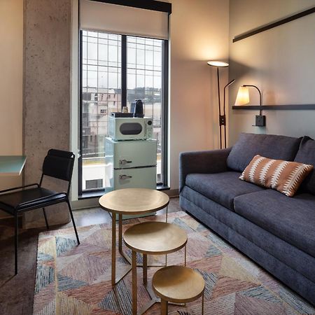 ホテル Moxy Portland Downtown エクステリア 写真