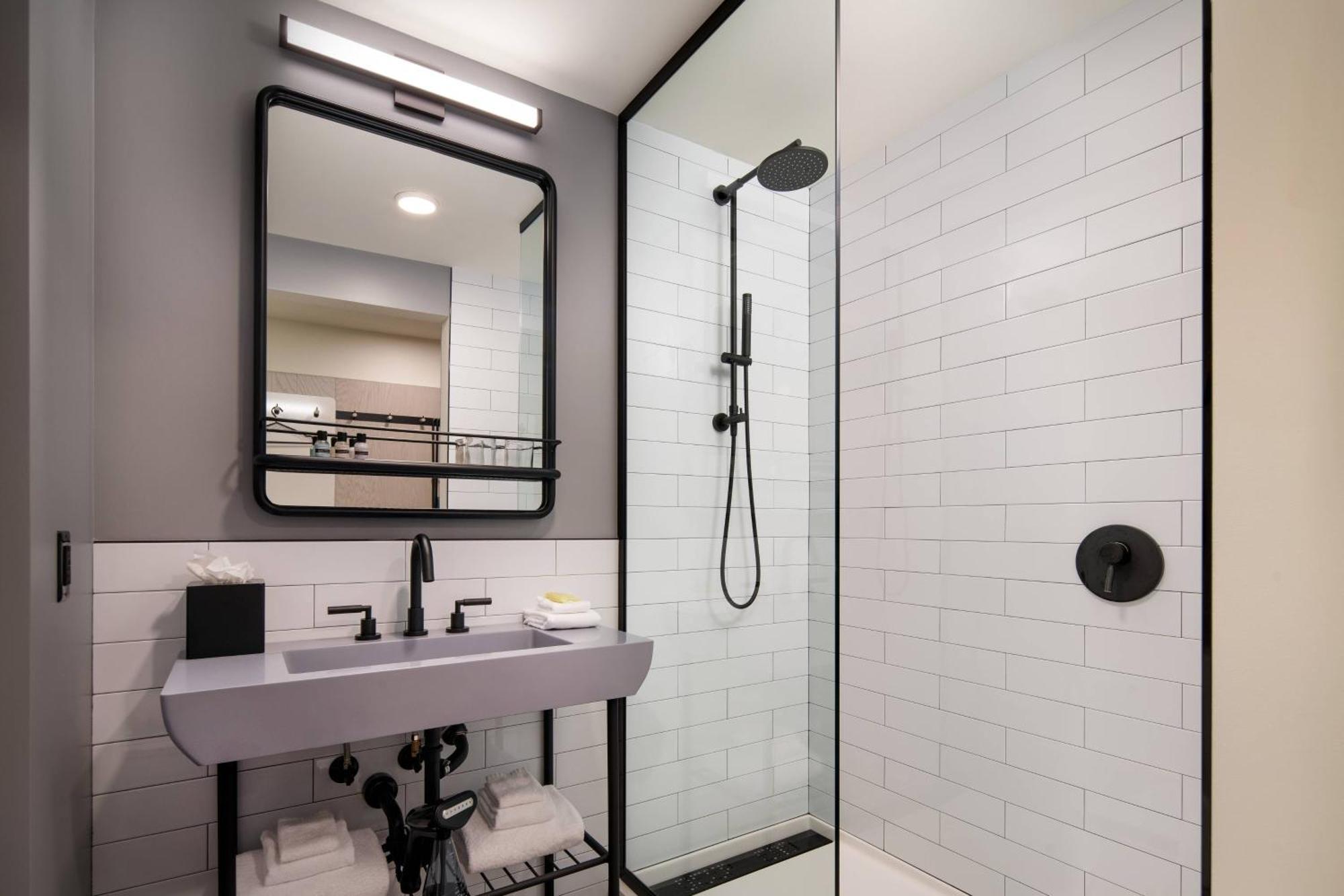 ホテル Moxy Portland Downtown エクステリア 写真