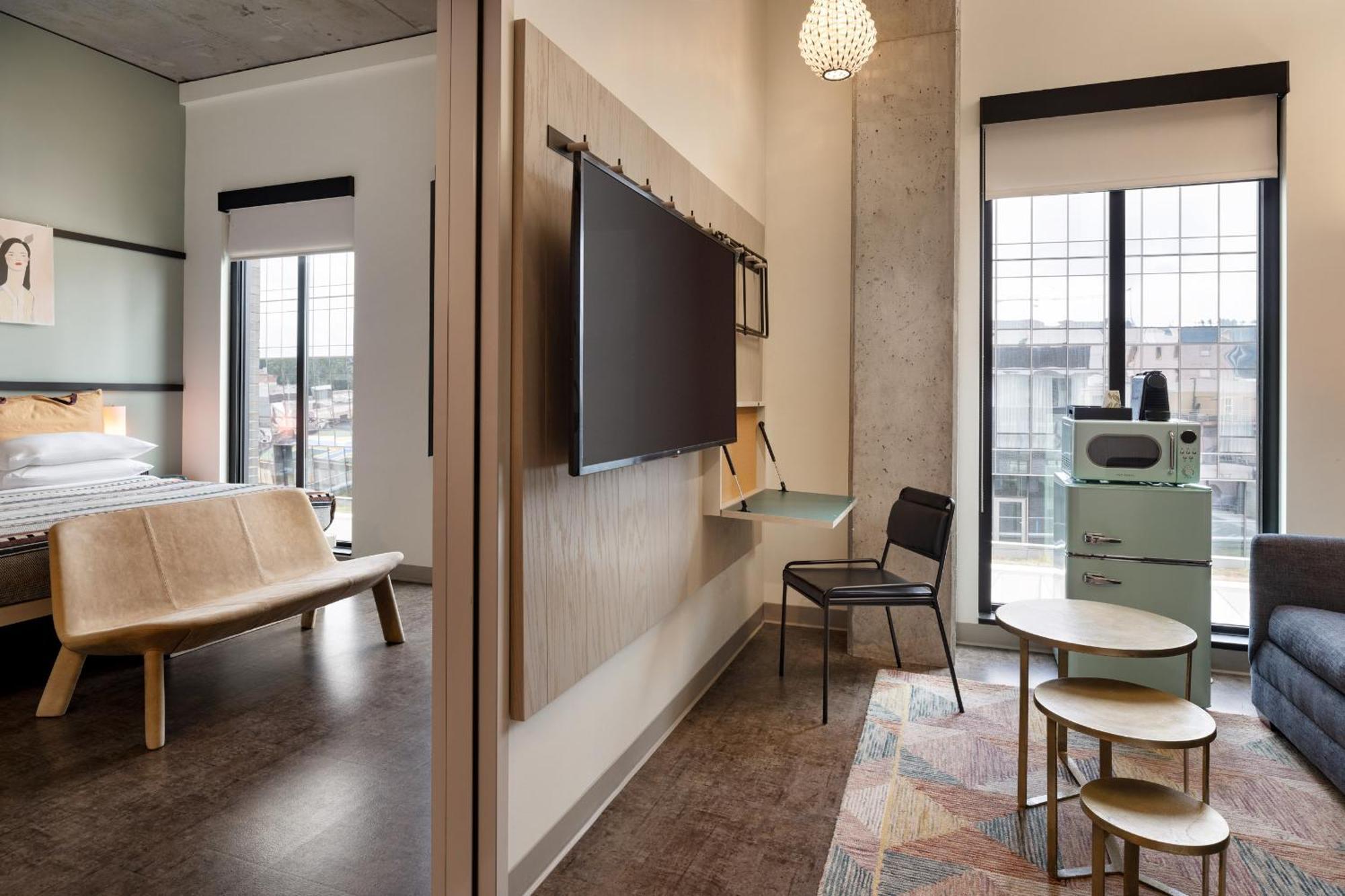 ホテル Moxy Portland Downtown エクステリア 写真